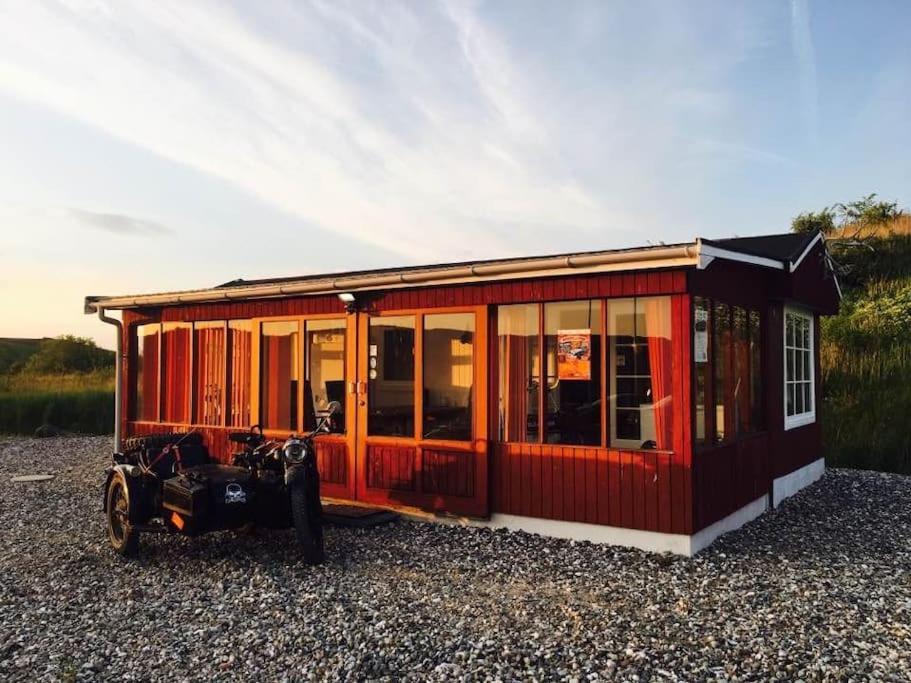 Fjordhytten. Rebuild Train Wagon From 1937. Lejlighed Odense Eksteriør billede